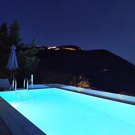 White Lefkada * Kalamitsi (Lefkada)